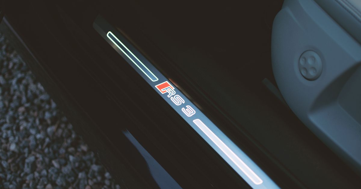 Audi car key fob — Commack Locksmith
