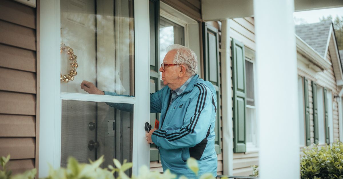 locksmith at work residential — Commack Locksmith