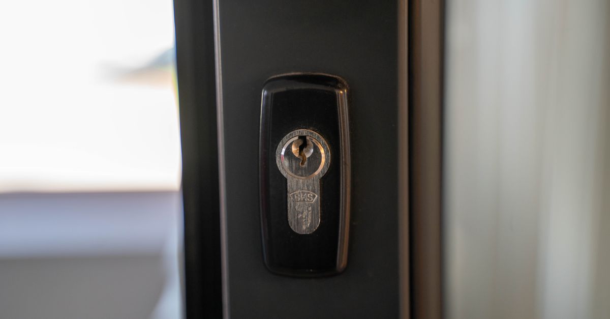 Door Knob & Deadbolt Service — Commack Locksmith