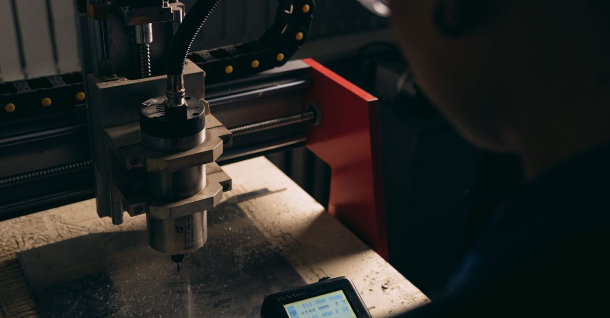 car key cutting machine — Commack Locksmith
