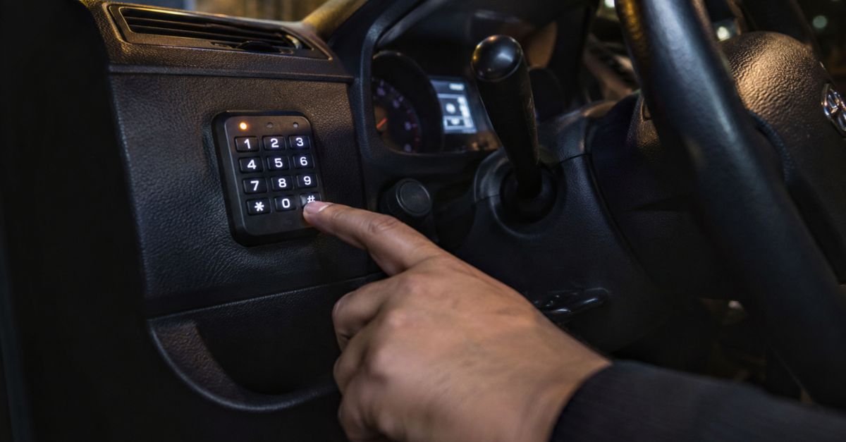 On-Site Transponder and Smart-Key Cutting and Programming — Commack Locksmith