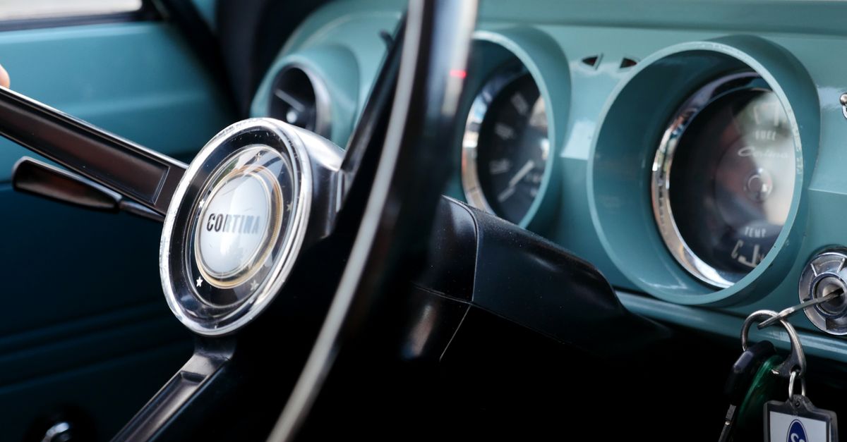 Ignition Problems: When to Call a Locksmith and When to Call a Mechanic — Commack Locksmith