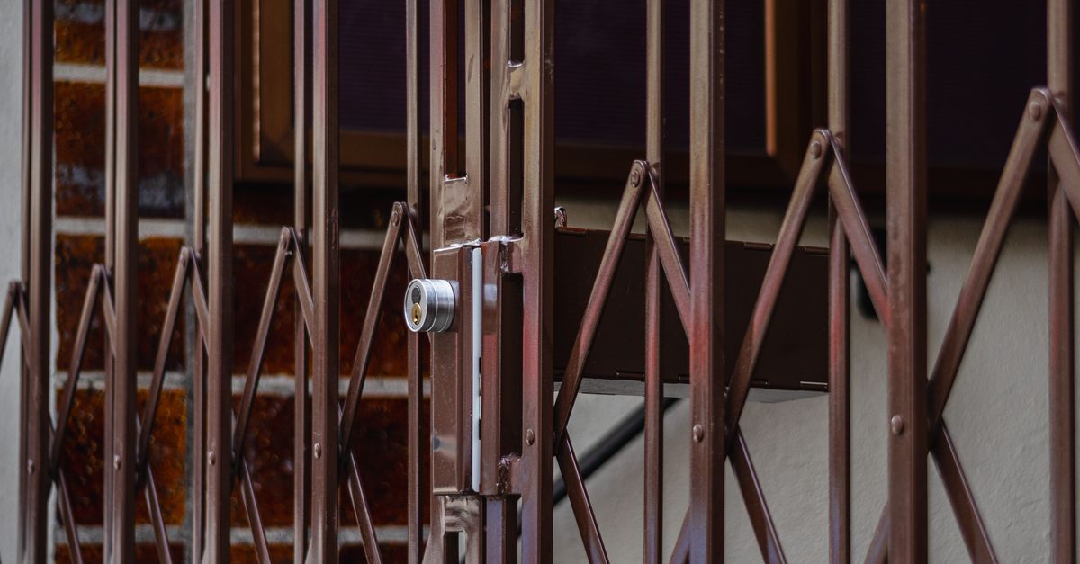 How Our Garage Door and Gate Security Service Works in Commack, NY — Commack Locksmith